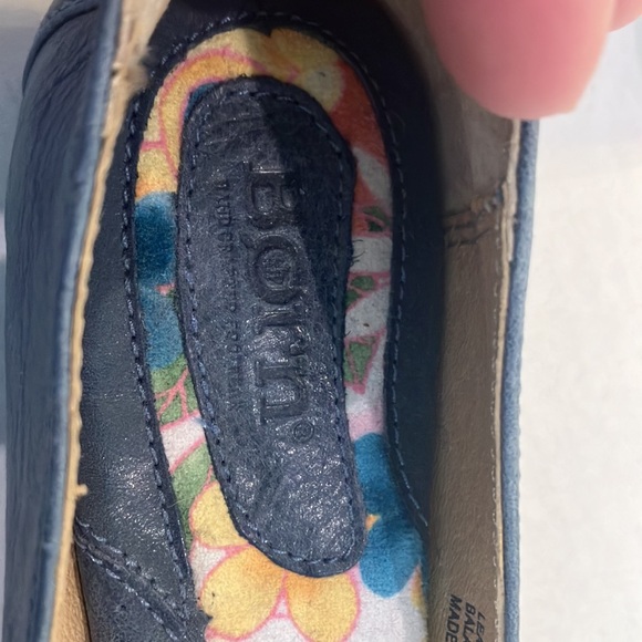 Women’s Born denim blue slip on shoes size 7 - Picture 6 of 6